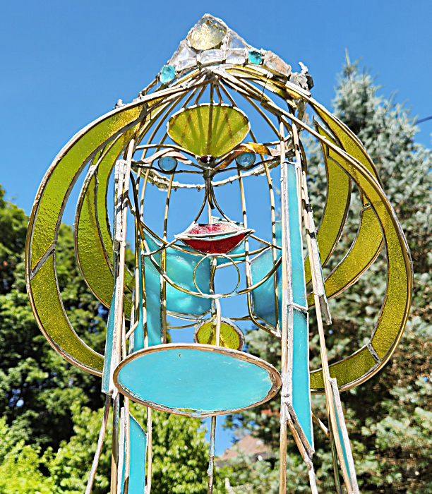 Alphae in Figure Heads