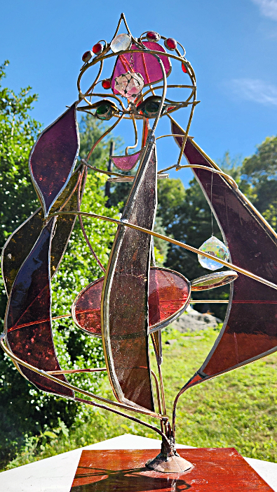 Anitra in Figure Heads