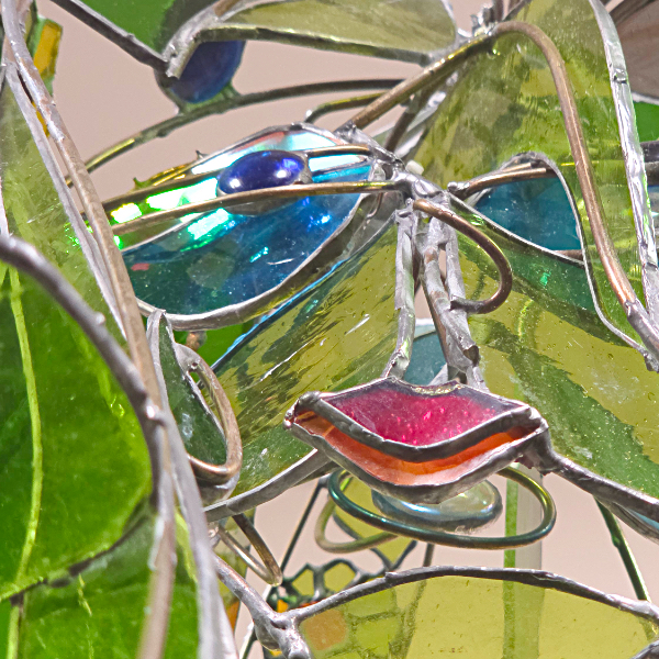 Veridiana in Figure Heads